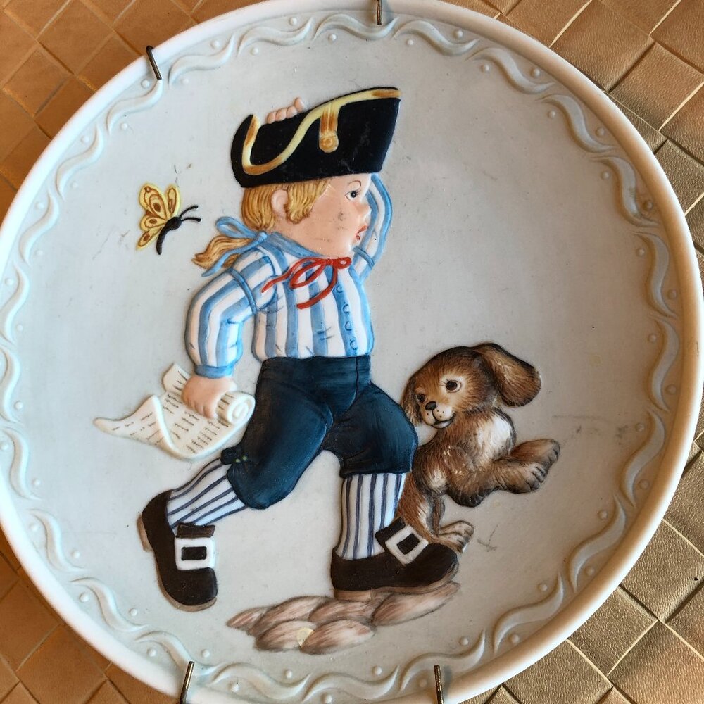 Cobblestone Kids Extra-Extra Plate 1982 Limited Edition Collectible Plate